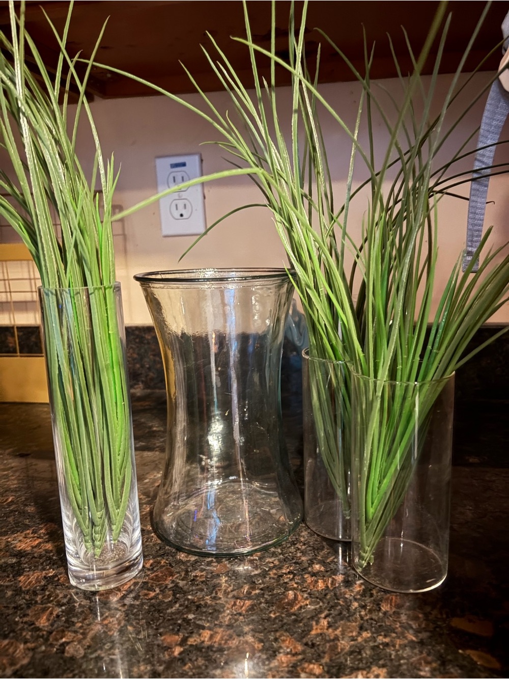 Fake grass - Picture 4 of 4